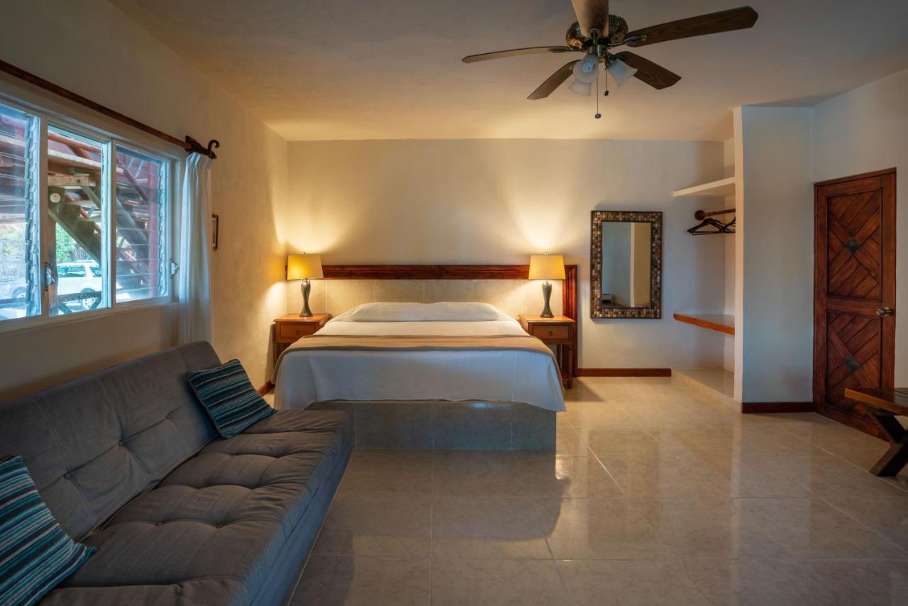 The Diving Lodge Downtown Puerto Morelos Exteriör bild